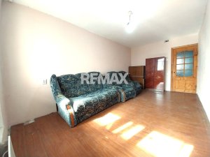 114.900 EUR