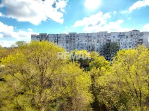 114.900 EUR