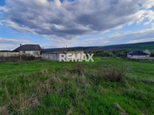 12.000 EUR