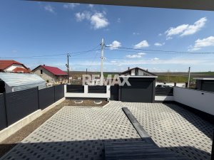 230.000 EUR