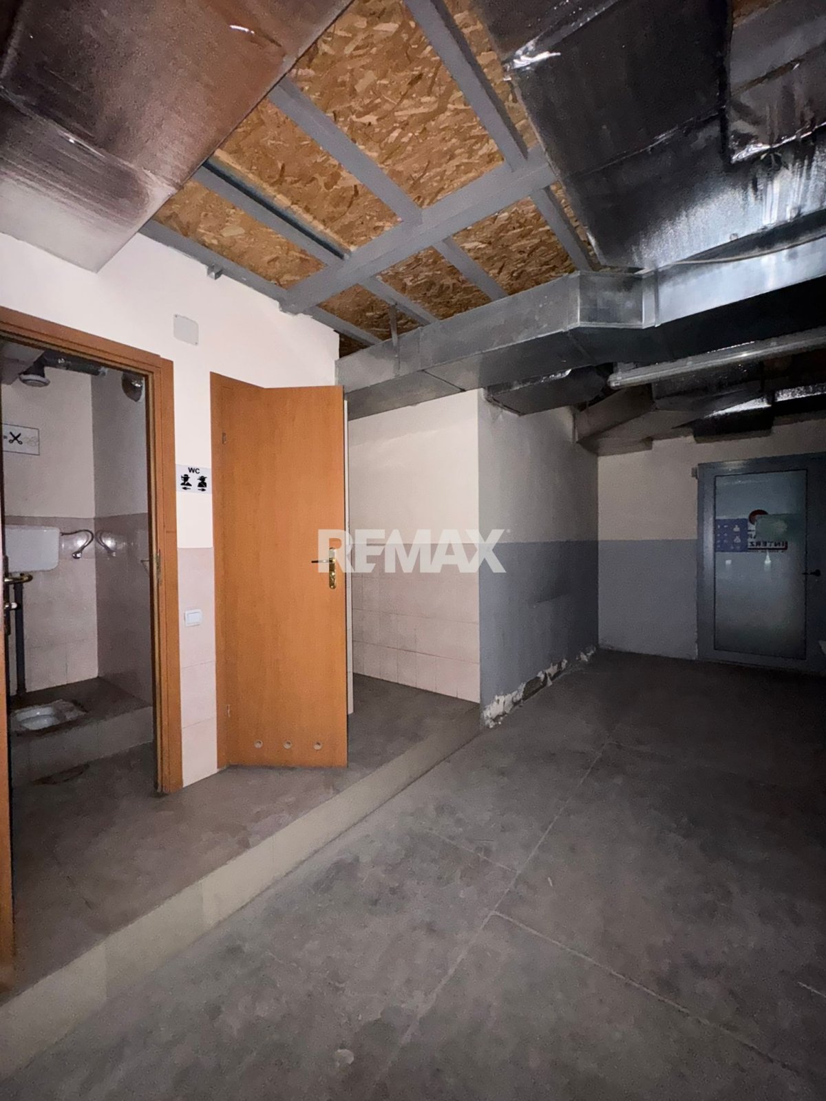 6.000 EUR
