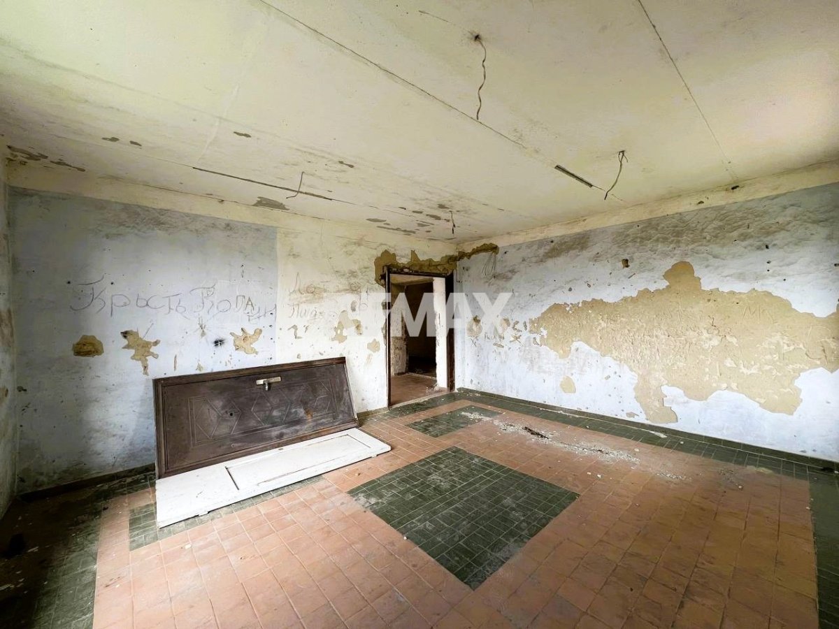 53.000 EUR