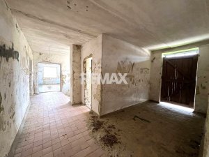 53.000 EUR