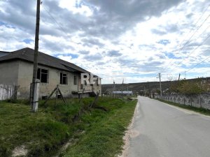 53.000 EUR