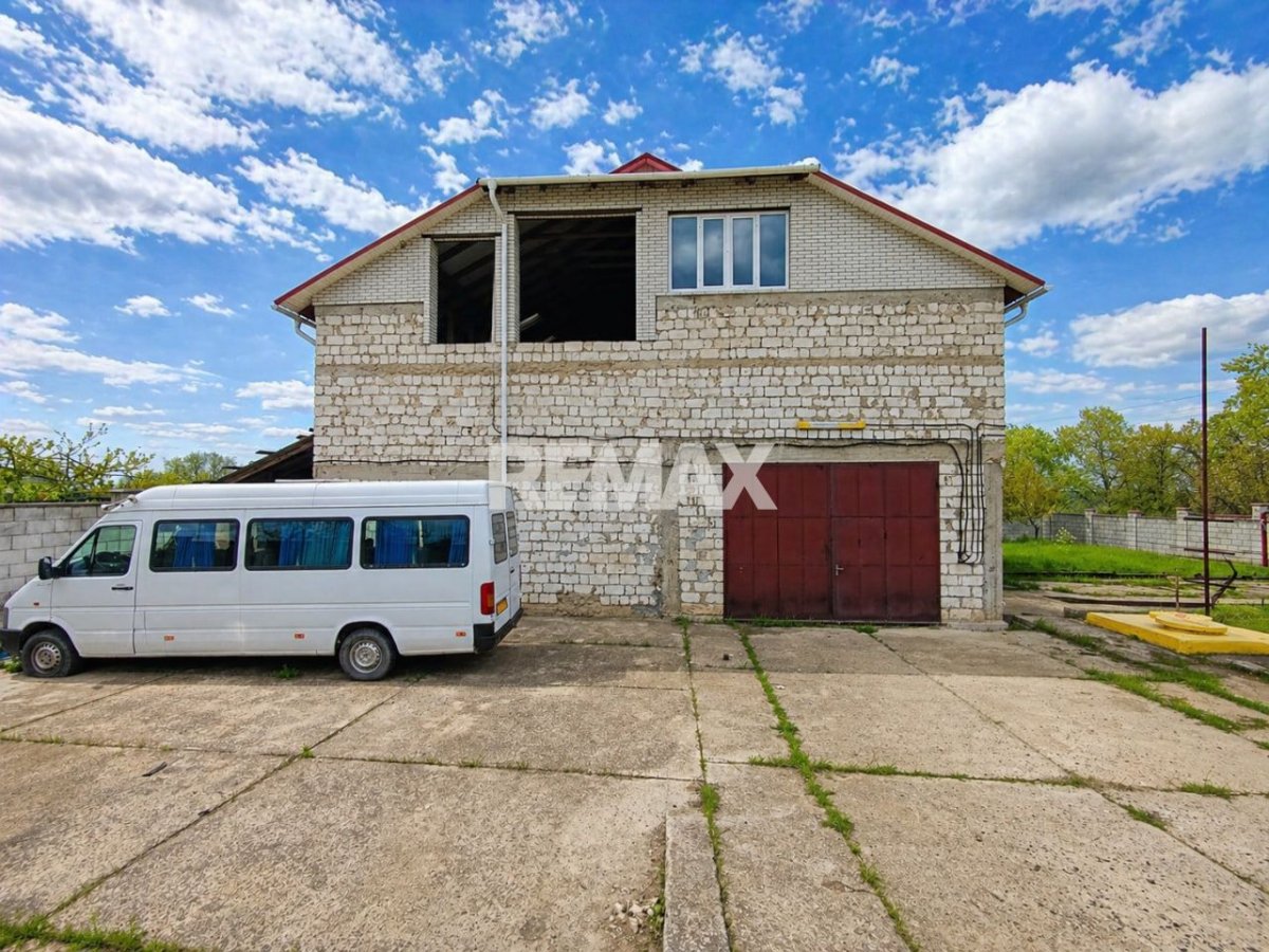 399.000 EUR