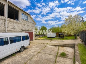 399.000 EUR