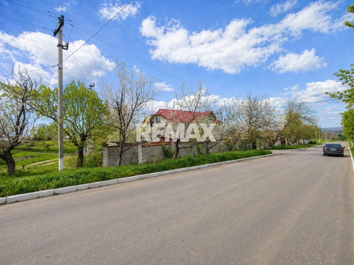 399.000 EUR