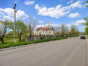 399.000 EUR