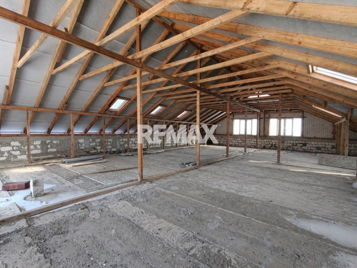 399.000 EUR
