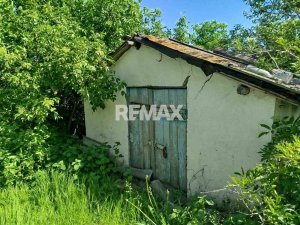 8.000 EUR