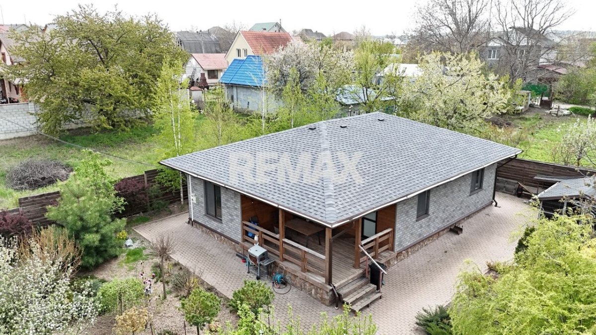135.000 EUR