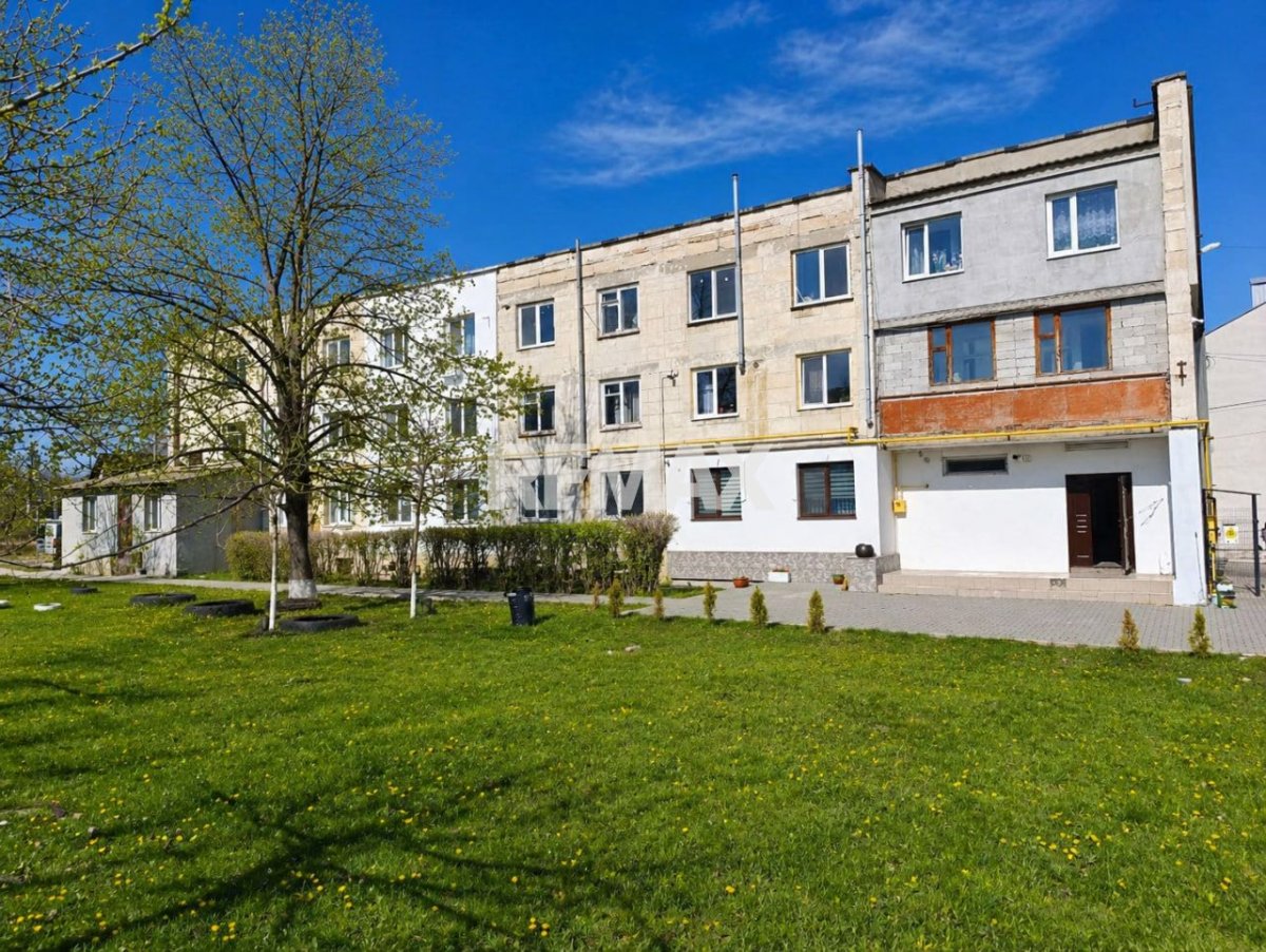 45.800 EUR