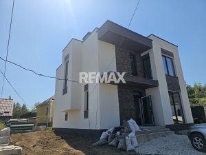 264.000 EUR