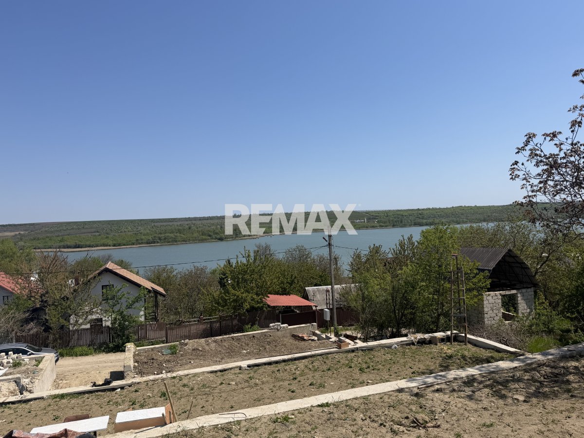 45.000 EUR