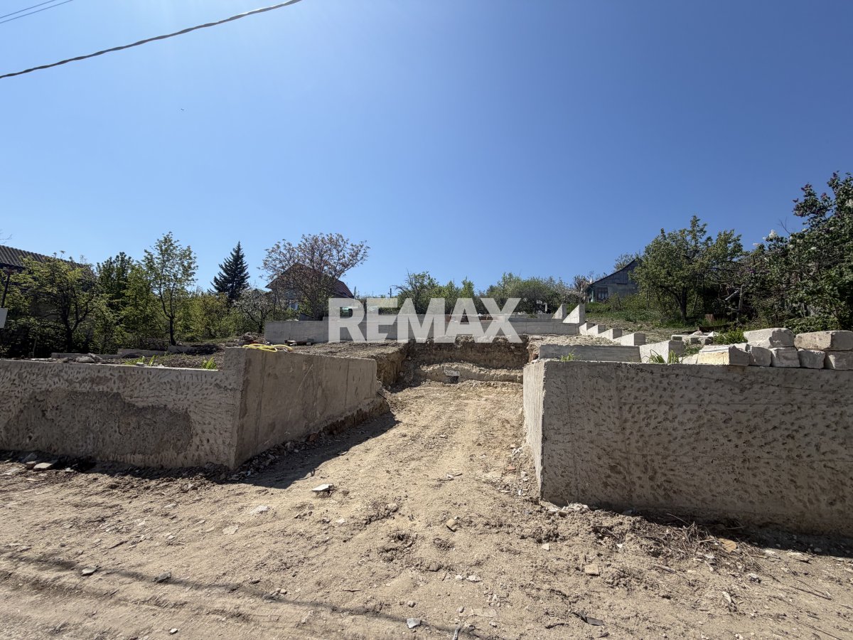 45.000 EUR