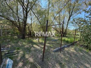 36.900 EUR