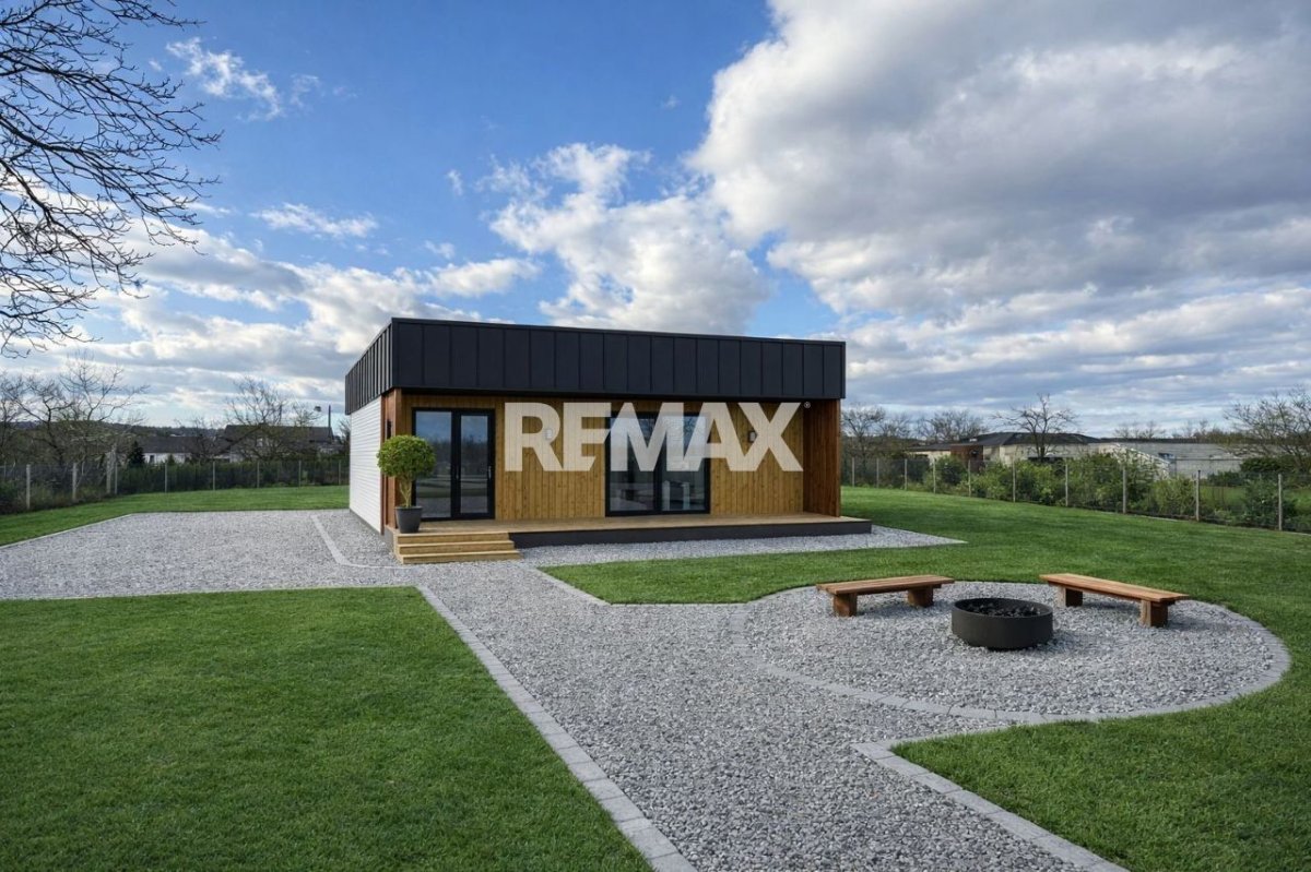 149.900 EUR