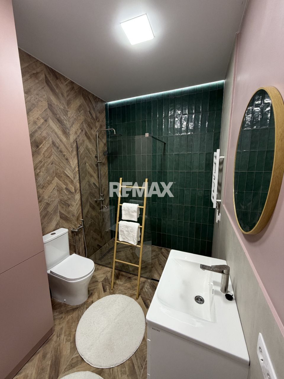 149.900 EUR