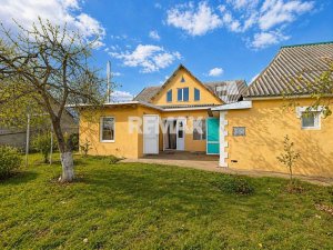 88.900 EUR