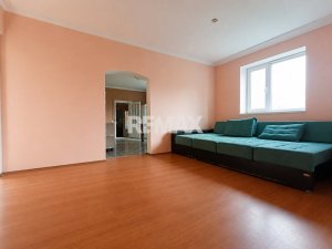 89.900 EUR