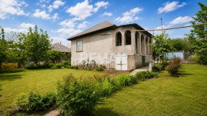 100.000 EUR