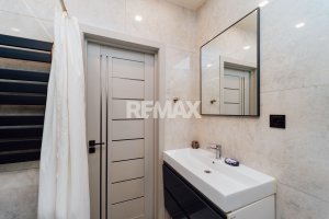 158.000 EUR
