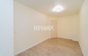 100.000 EUR