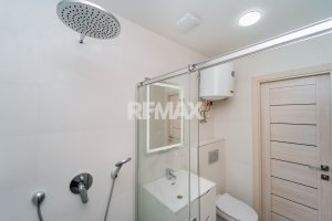 100.000 EUR