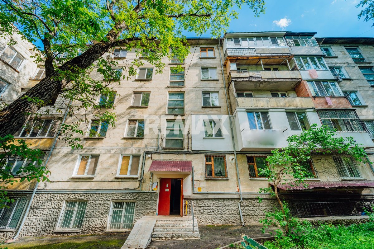 100.000 EUR