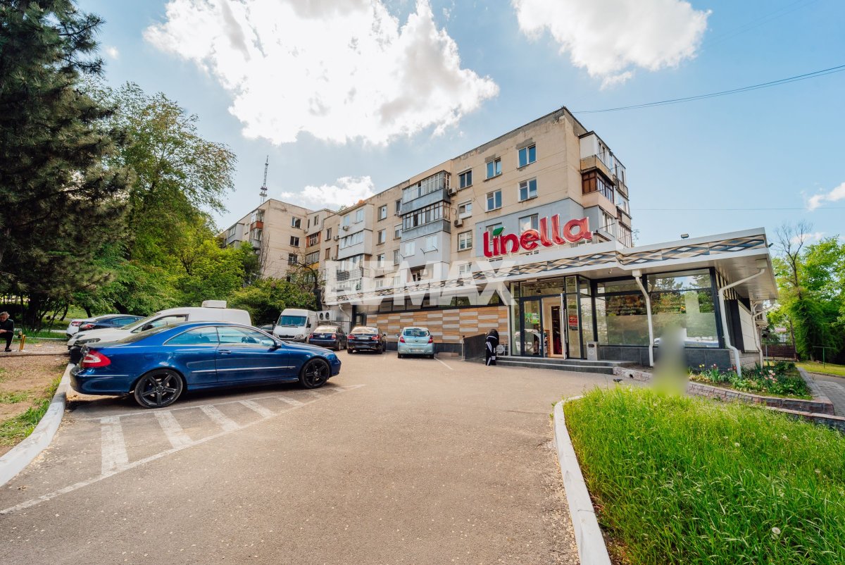 100.000 EUR
