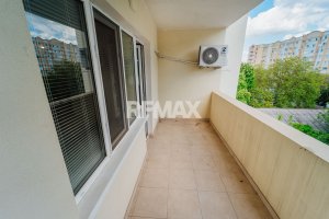 132.000 EUR
