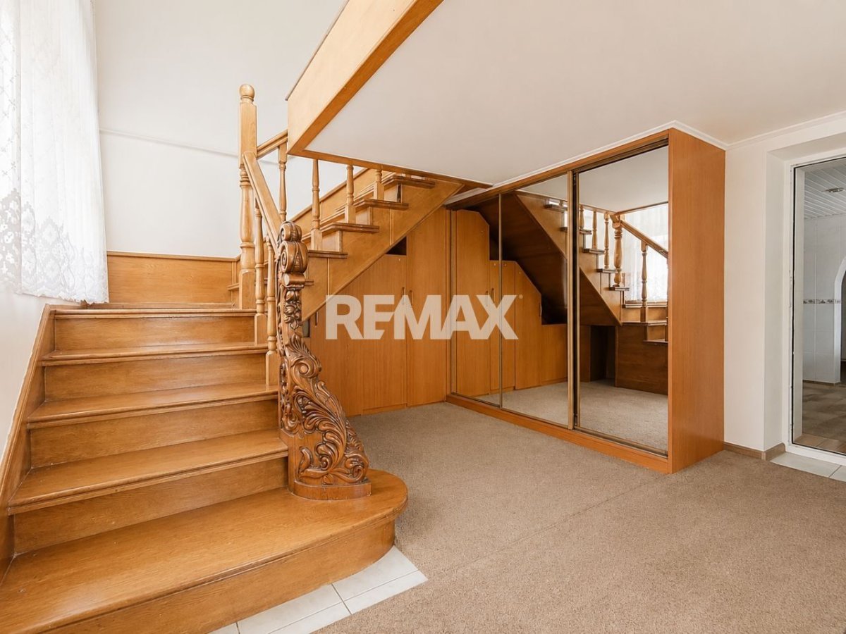 84.900 EUR