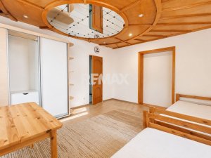 84.900 EUR