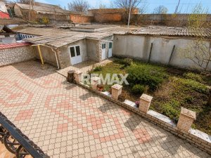 84.900 EUR