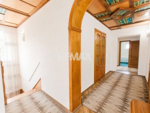 84.900 EUR