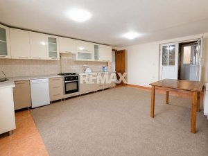 84.900 EUR