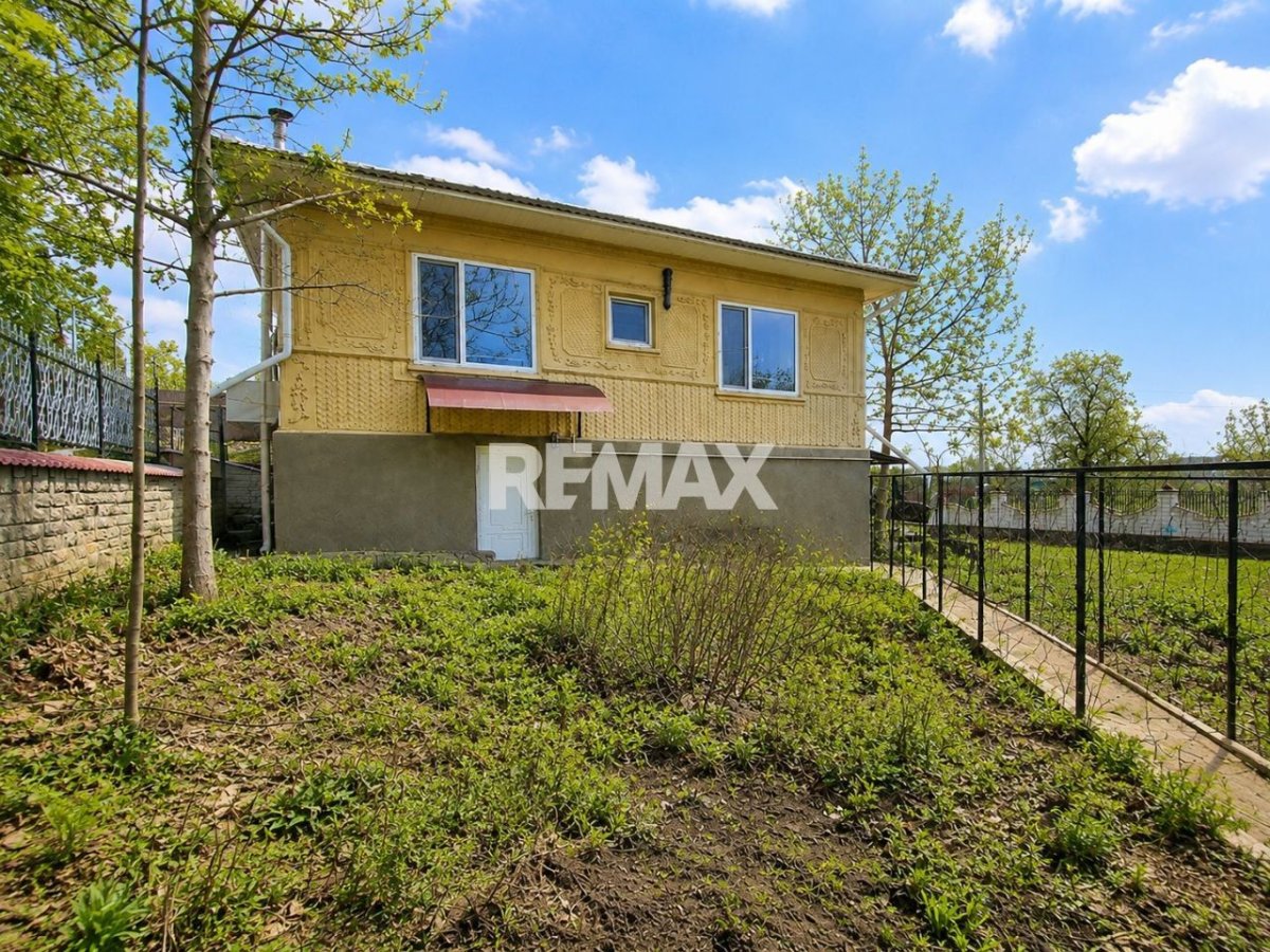 84.900 EUR
