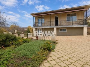 84.900 EUR