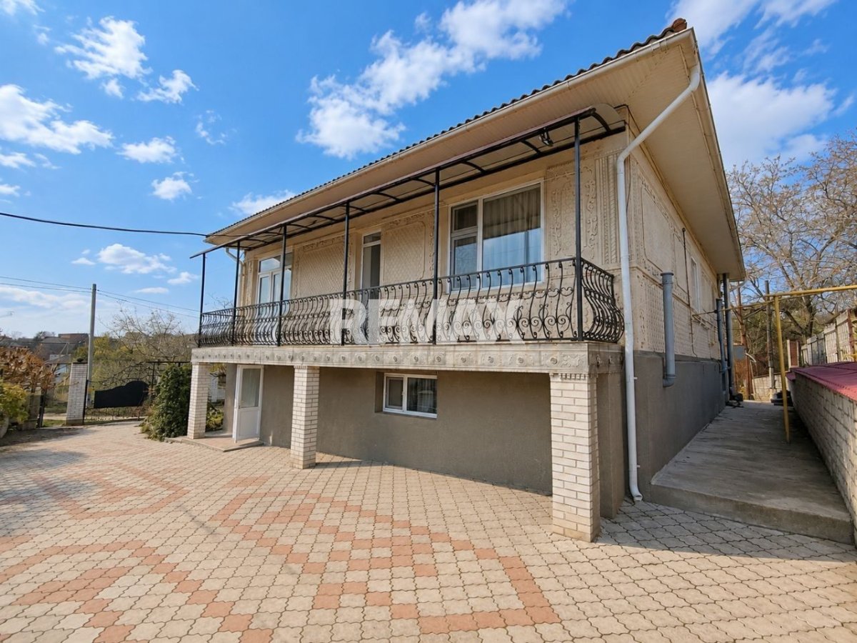 84.900 EUR