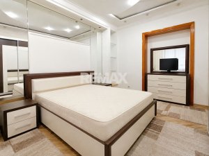 84.900 EUR