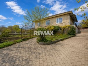 84.900 EUR