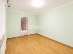 89.900 EUR