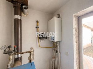 89.900 EUR