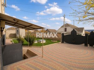 89.900 EUR