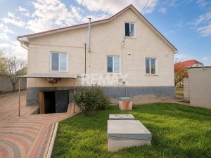 89.900 EUR