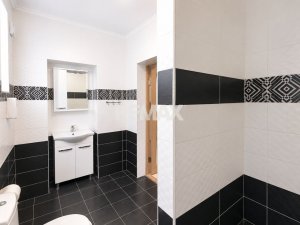 89.900 EUR