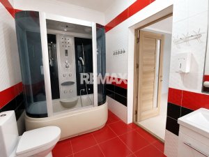 89.900 EUR
