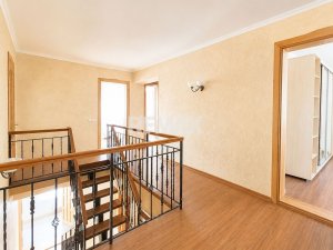 249.000 EUR