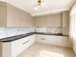 249.000 EUR