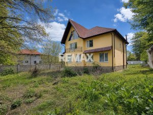 249.000 EUR